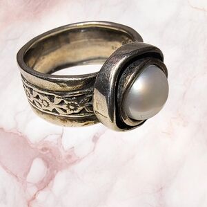 Shablool Israel Didae Genuine Pearl And Sterling Silver Crafted Chunky Ring